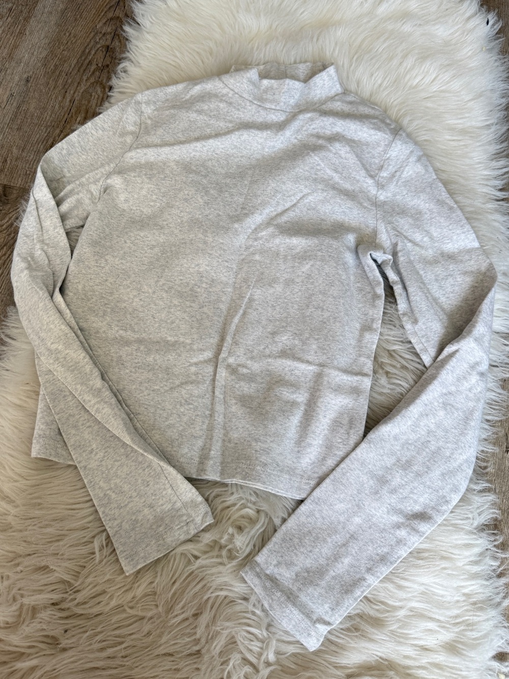 Levi’s grey long sleeve